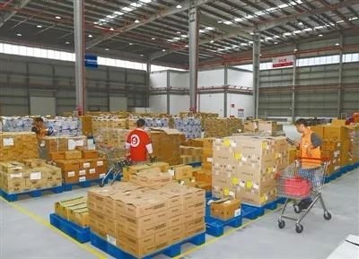 首屆進(jìn)博會(huì)與“雙11”物流 海關(guān)總署推動(dòng)開(kāi)放平衡與高效通關(guān)